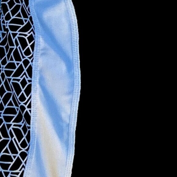 Lane Bryant LIVI Active NWOT SZ 16 Black & White Tummy Control Swimsuit Vacation - Picture 7 of 8